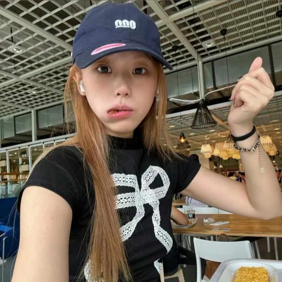 蹄声艳影